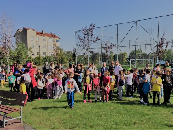 Kocaeli Izmit 75 Yil Cumhuriyet Ilkokulu 3 4 Ekim Dunya Yuruyus